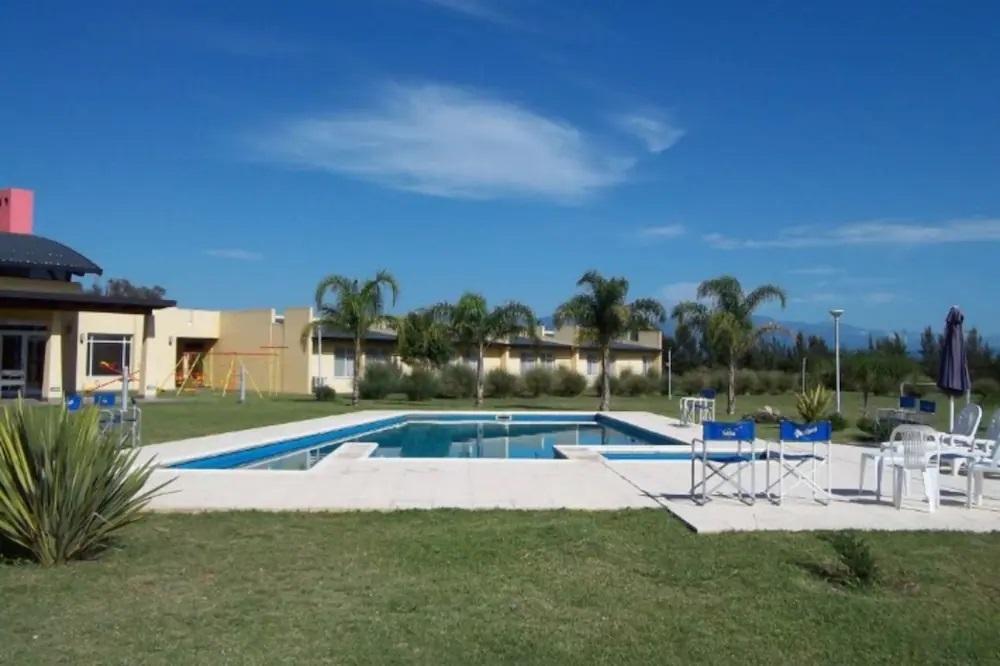 Howard Johnson Inn Rosario De La Frontera Eksteriør bilde