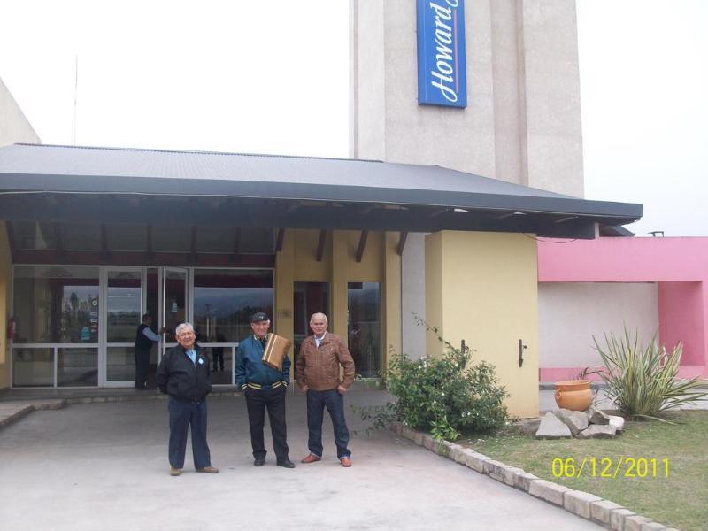 Howard Johnson Inn Rosario De La Frontera Eksteriør bilde